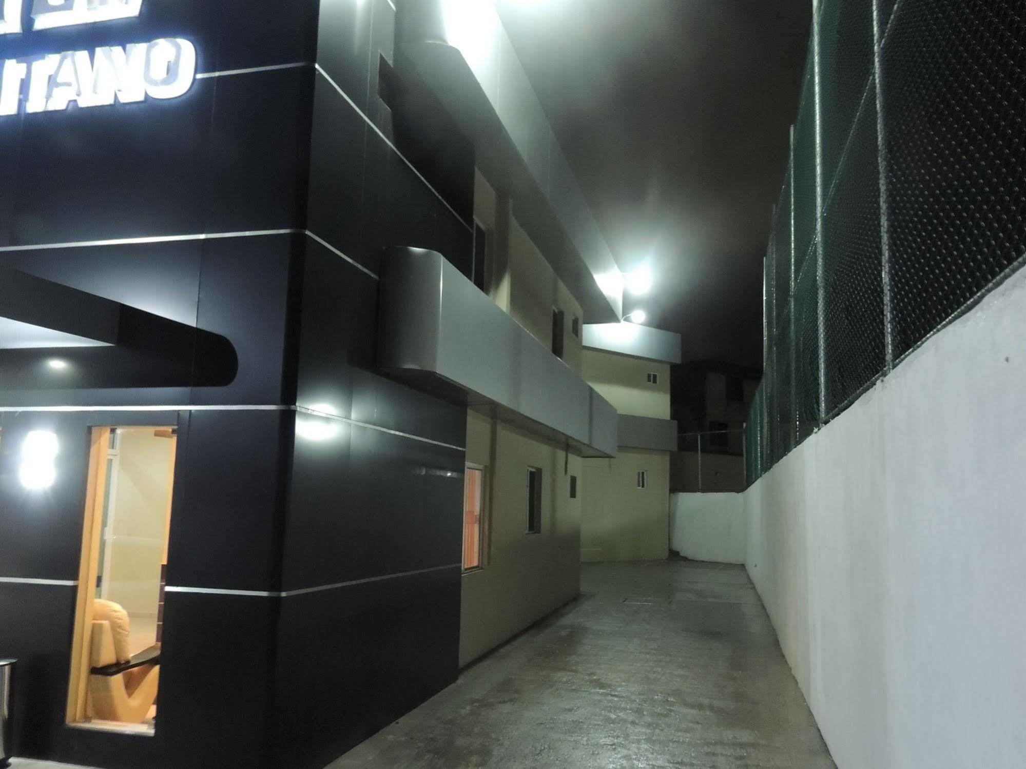 Hotel Metropolitano Тампико Екстериор снимка